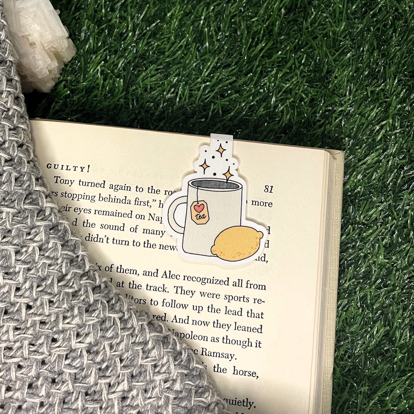 Magnetic Bookmark - Tea Heals All