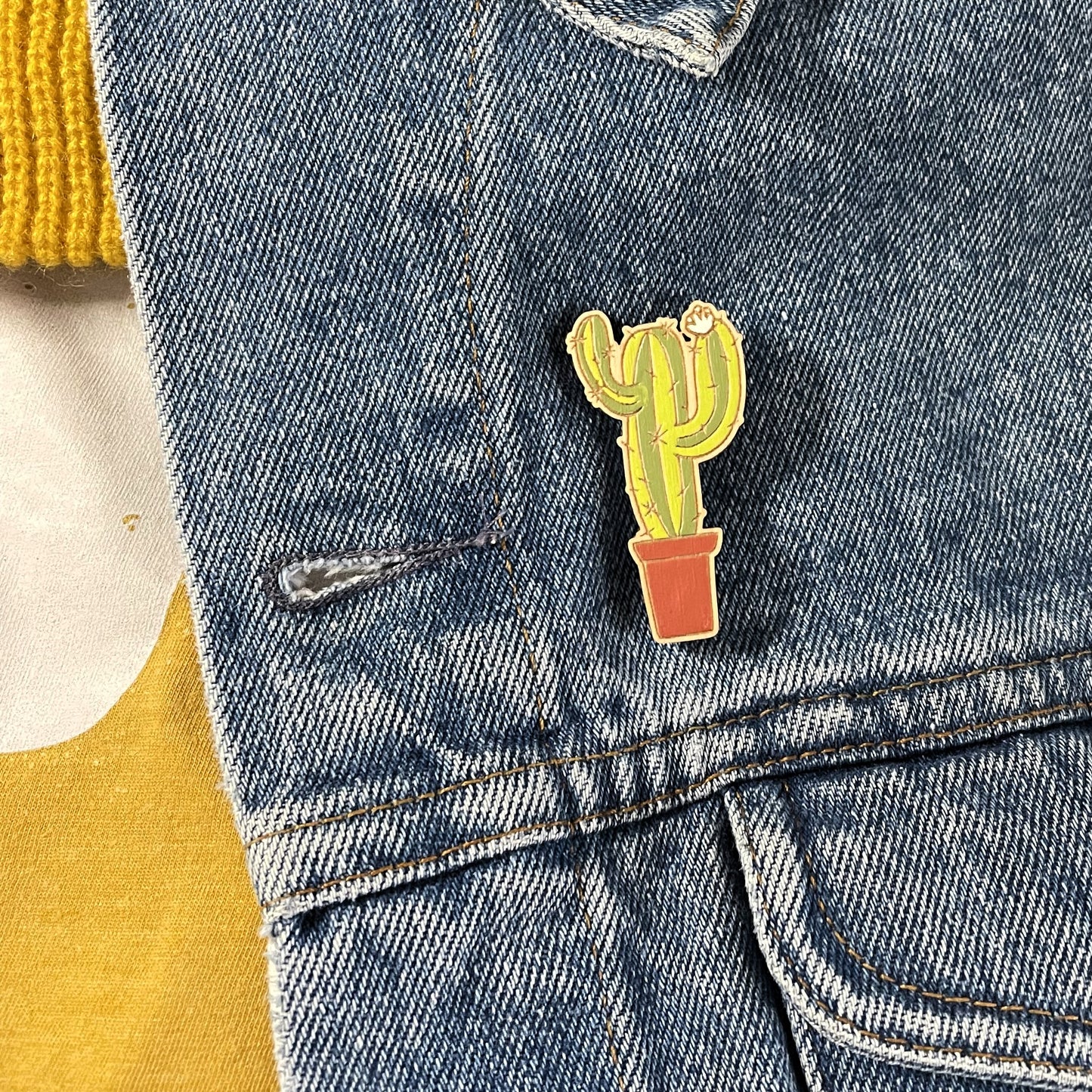 Wooden Pin-Stretch The Cactus