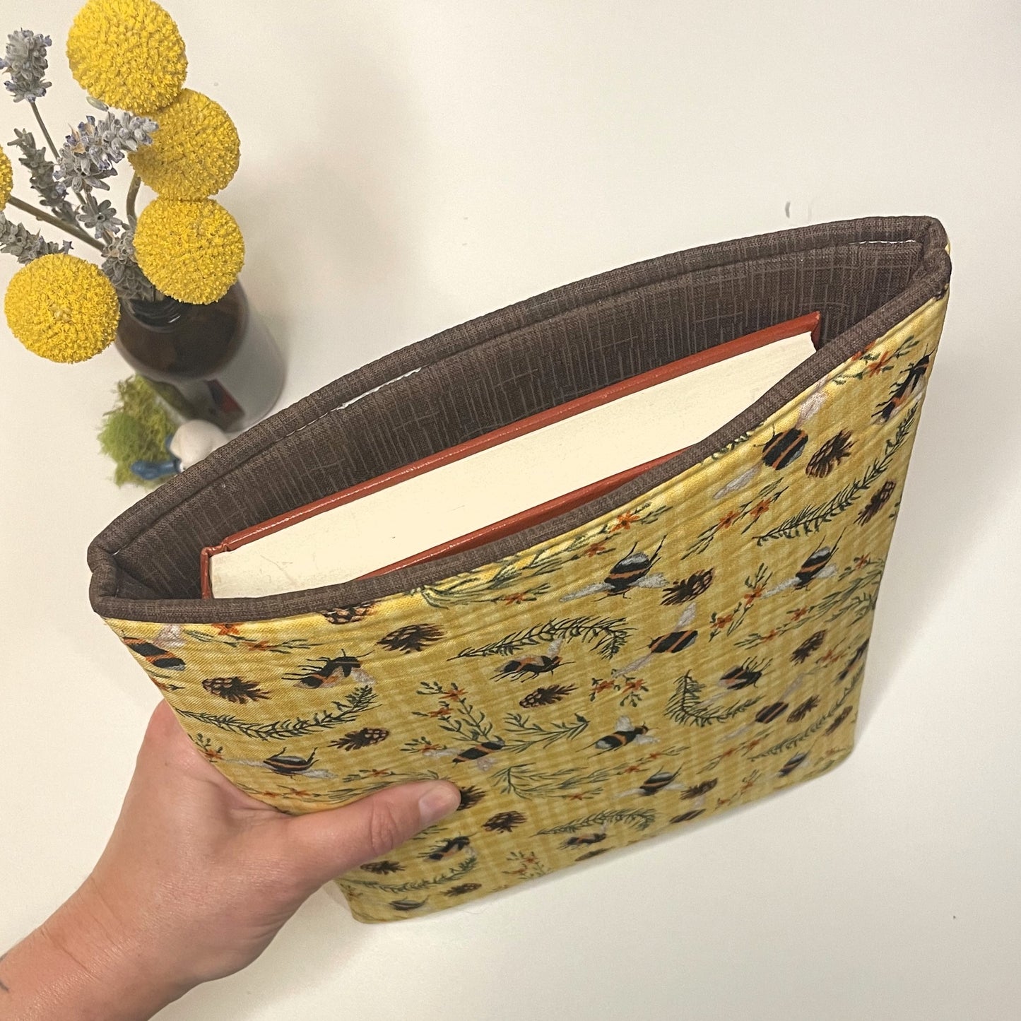 Book Protector- Bee & Pine