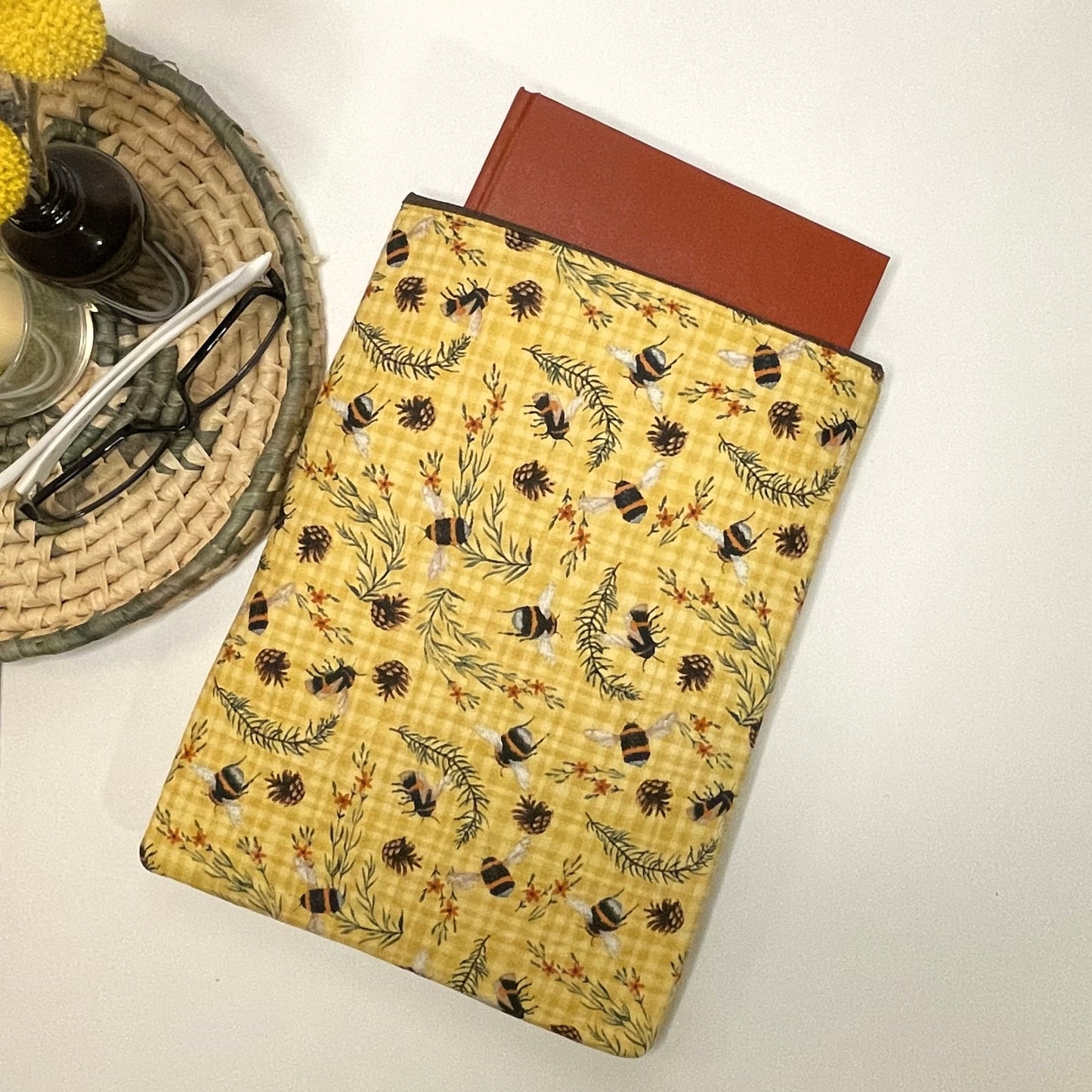 Book Protector- Bee & Pine