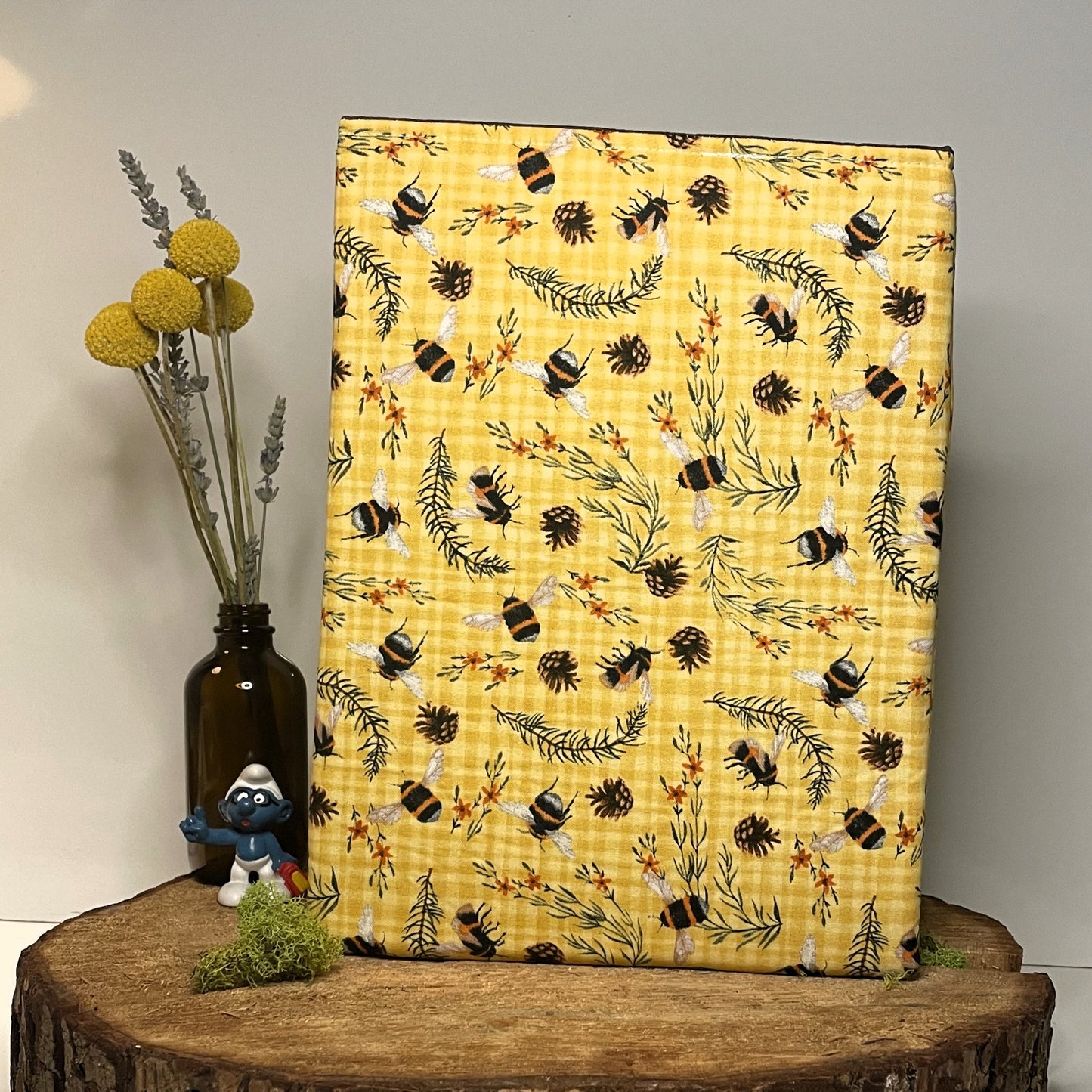 Book Protector- Bee & Pine