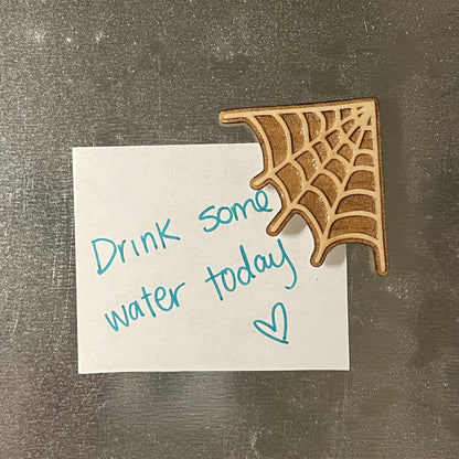 Wooden Magnet - Spriderweb