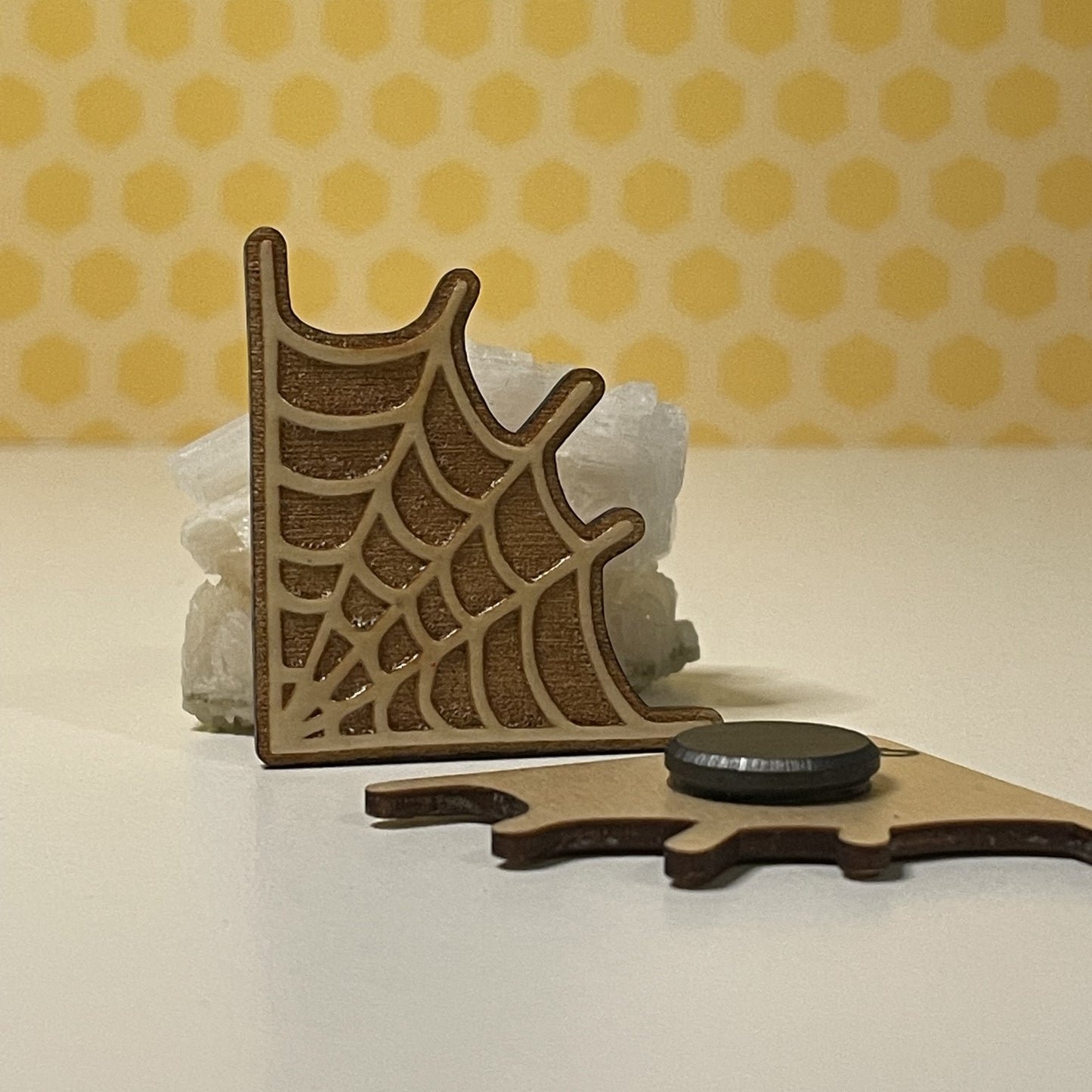 Wooden Magnet - Spriderweb